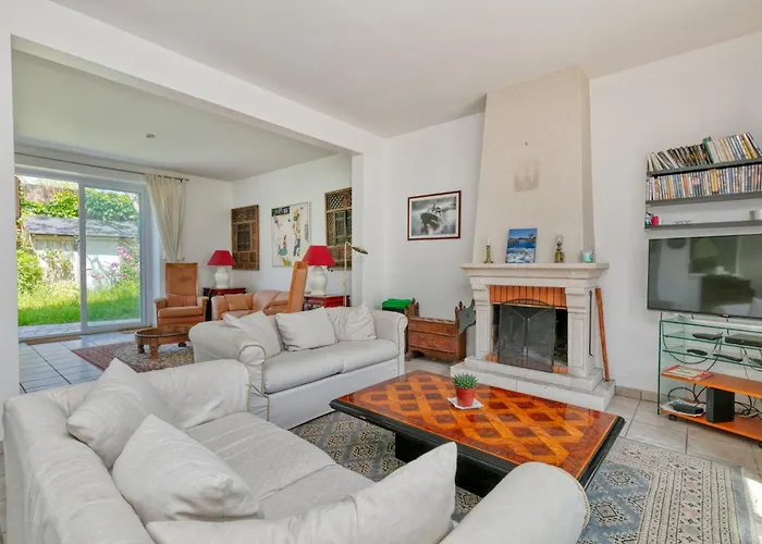 펜션 Maison Albizia *