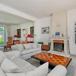 Σπίτι διακοπών Maison Albizia *