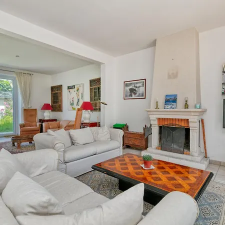 Holiday home Maison Albizia *