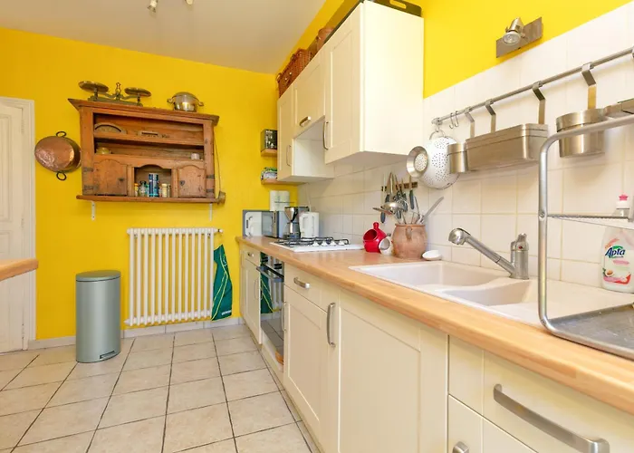 Maison Albizia Holiday home *