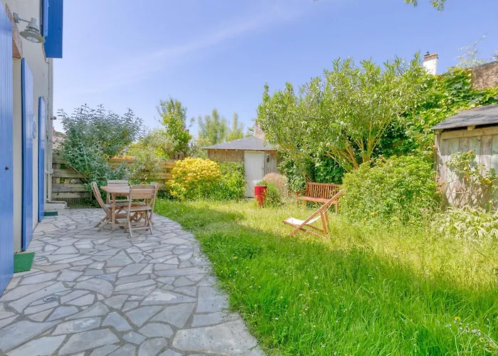 Maison Albizia Holiday home